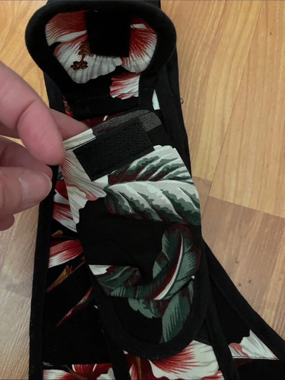 Kad Creations Hawaii Tropical Floral Sling Bag in Black, Red & Green